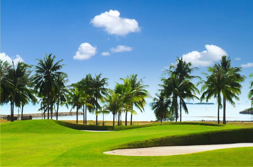 gia-san-golf-diamond-bay-nha-trang-resort